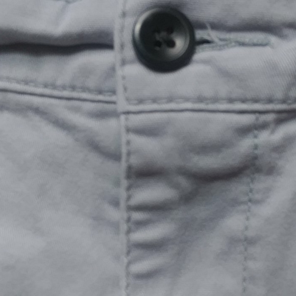 Old Navy Grey Boy's Shorts Size 10. - Picture 6 of 8